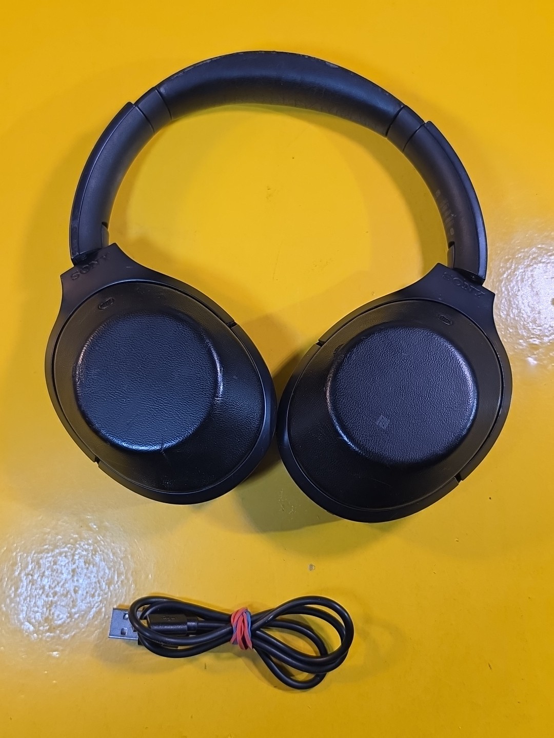 Sony MDR-1000x Noise Canceling Headphones B12