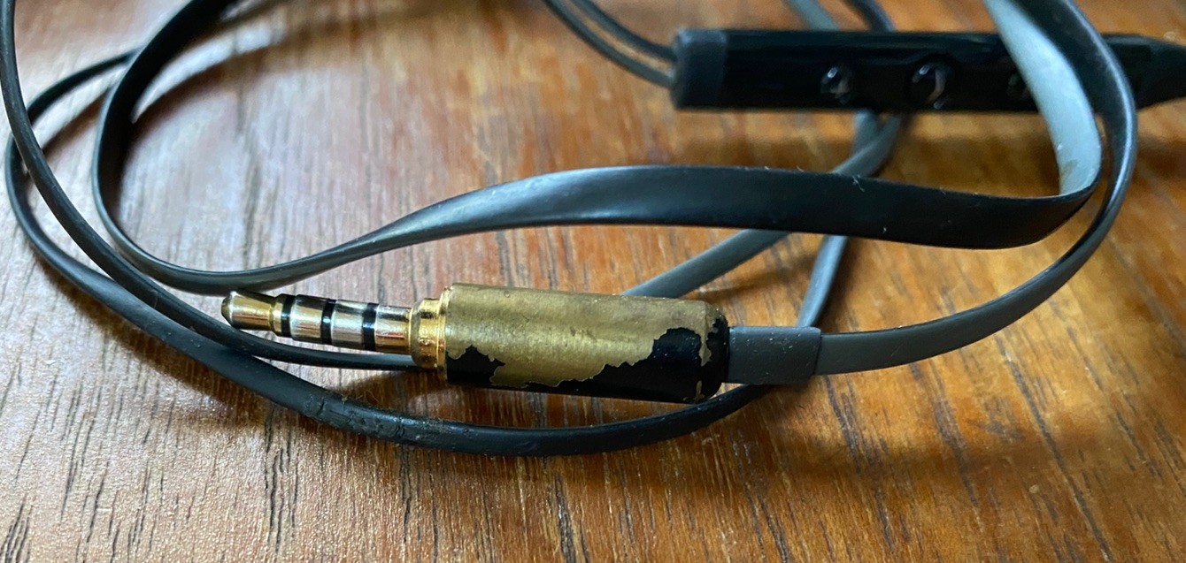 Klipsch S4i In-Ear Headphones | Imbalanced