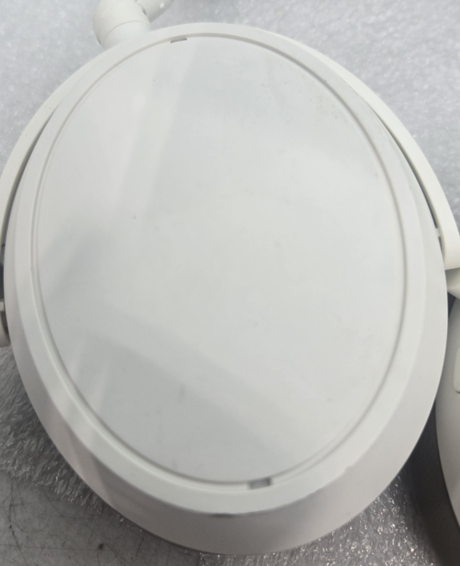 Sennheiser Momentum 4 Over-Ear Headphones White FOR PARTS FAST FREE SHIPPING b