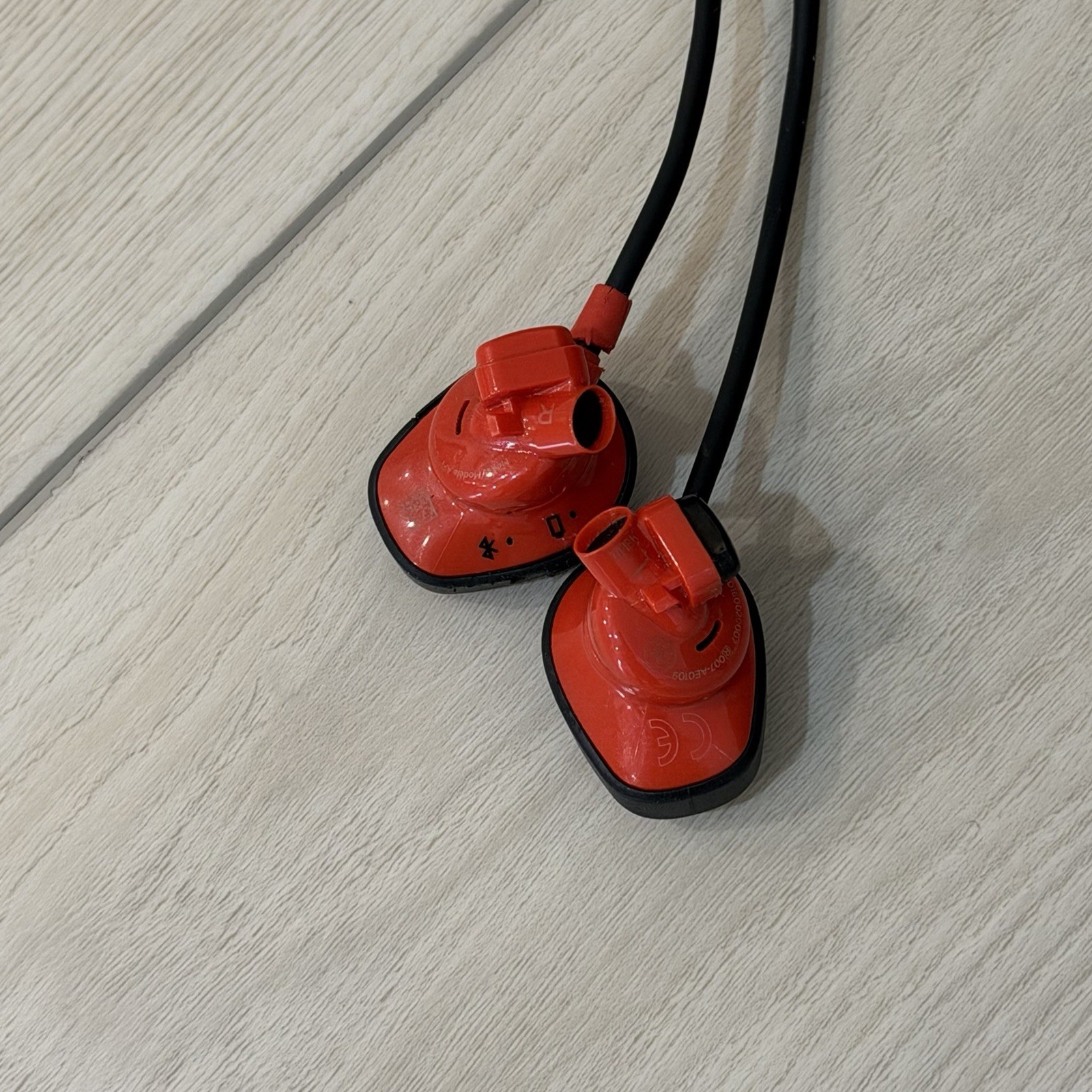 READ – Bose Soundsport Pulse In-Ear Wireless Bluetooth Headphones Black/Red AF1