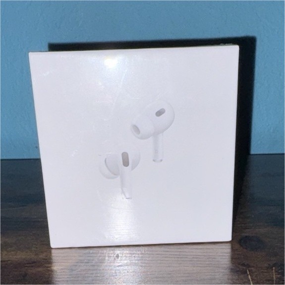 Apple AirPods Pro Wireless Bluetooth Earbuds White In-Ear 2020s
