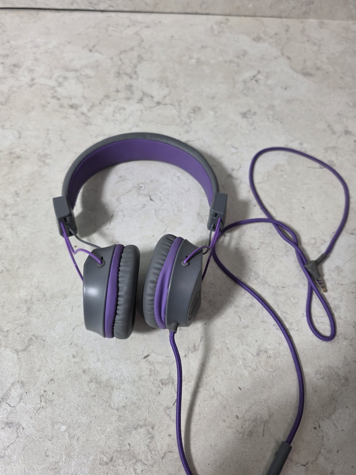 Kids Volume Control Purple JLAB JBuddies Studio -Wired On-Ear Soft Headphones