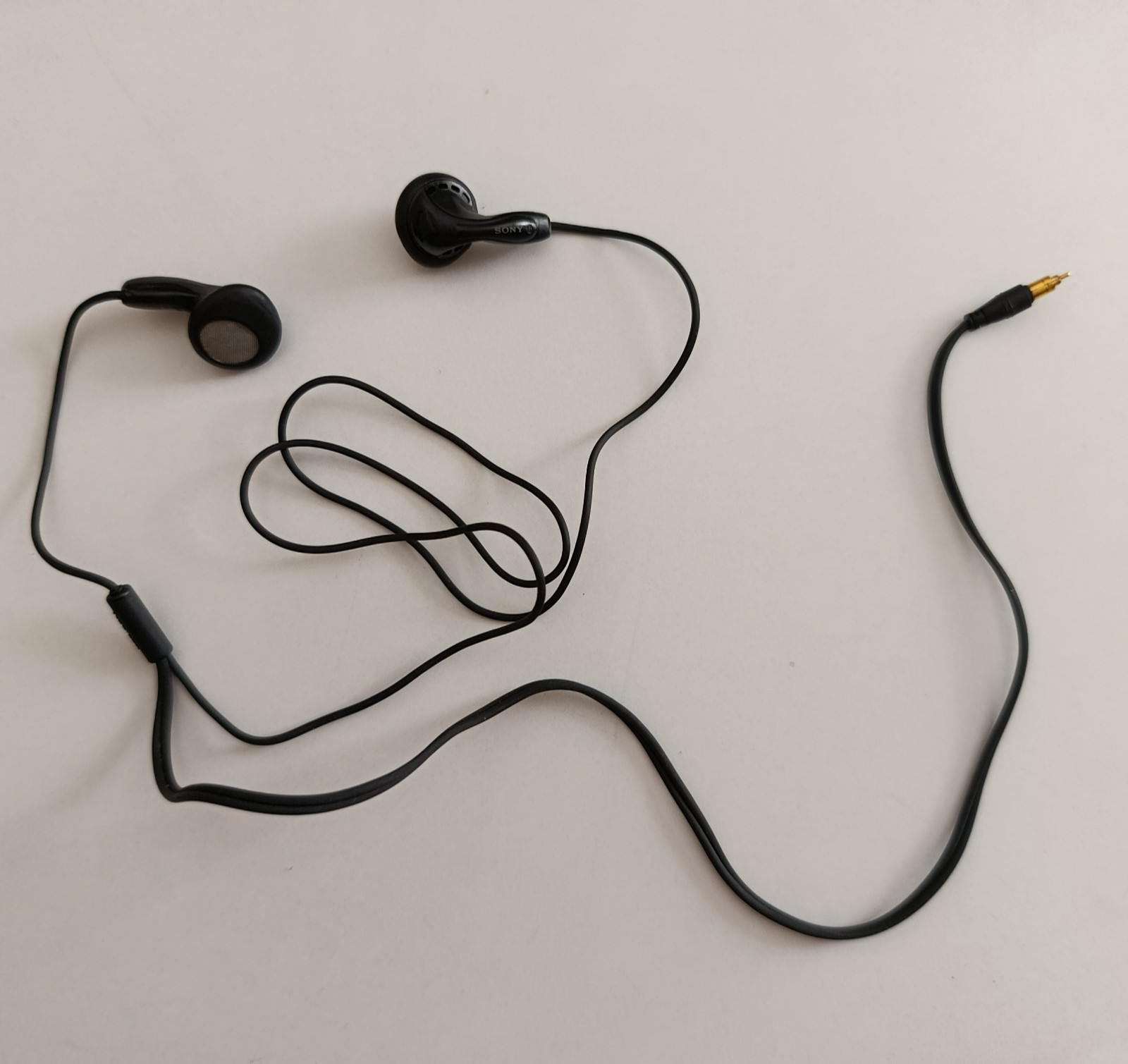 Sony MDR-E741 Earphones Black Wired 2.5mm Jack Vintage Working Used