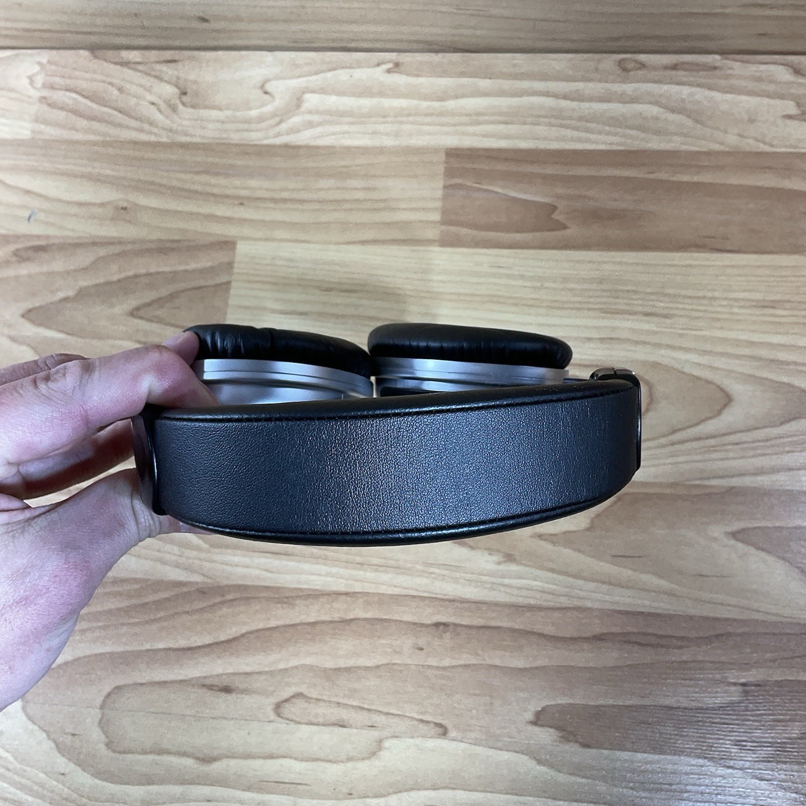 Koss QZ900 Noise Cancelling Over-Ear Headphones with Cable Case Tested Working