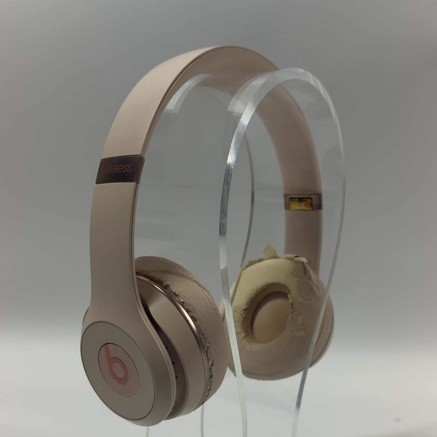 Beats Solo3 Wireless Over-Ear Bluetooth Headphones Cloud Pink MX422LL/A