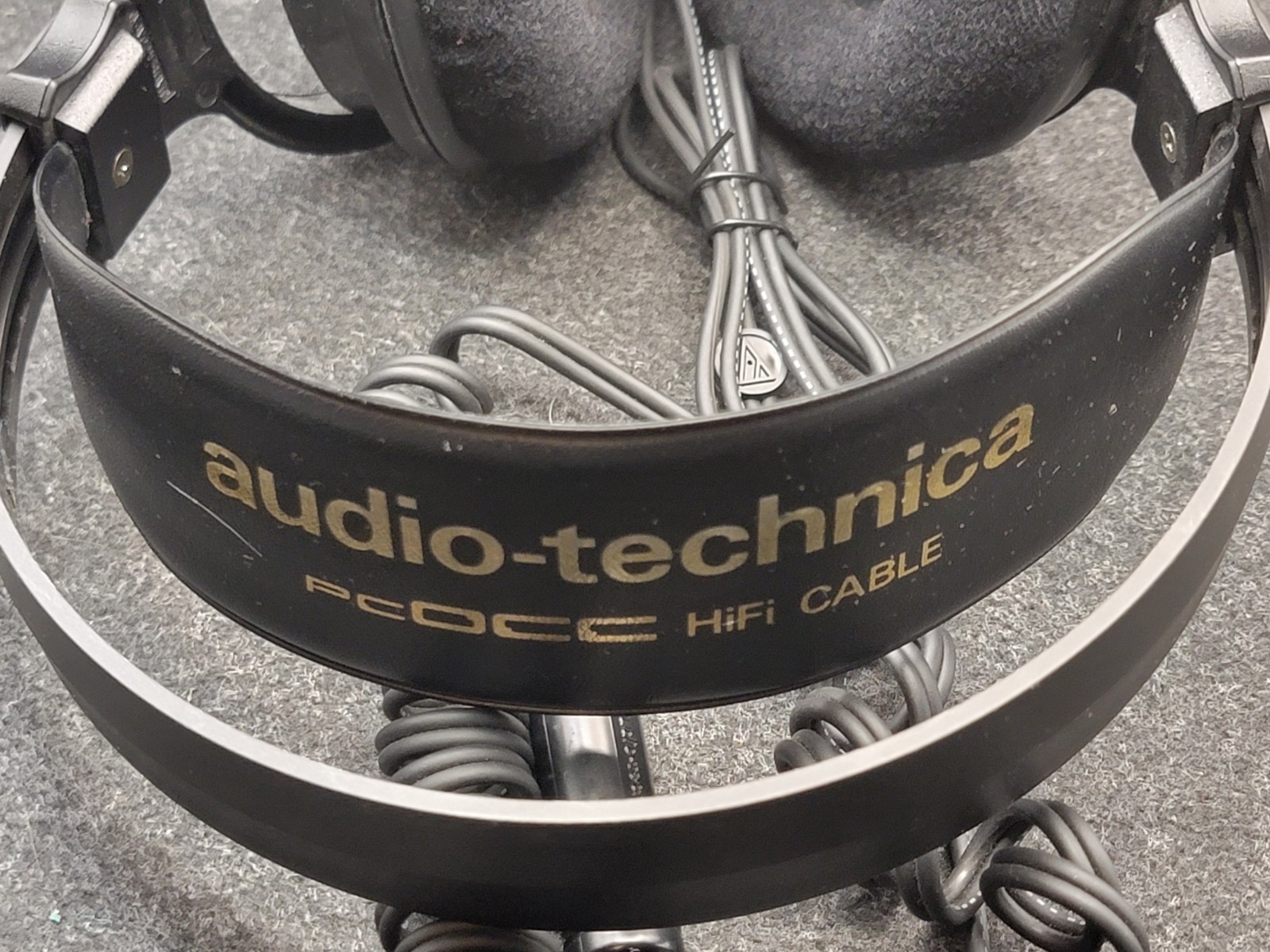 Vintage Audio Technica ATH-911 Professional Audio Headphones – Black [Tested]
