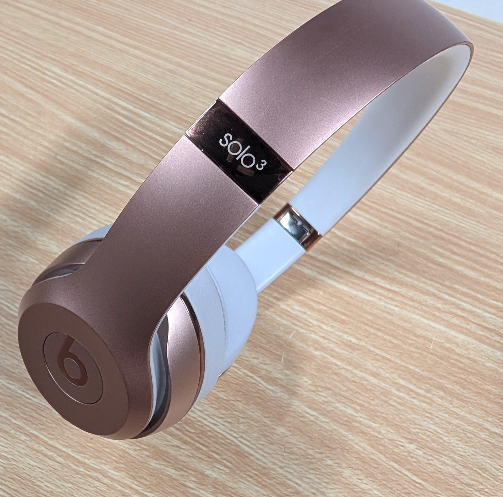 Beats by Dr. Dre Beats Solo3 Wireless On-Ear Headphones – Rose Gold