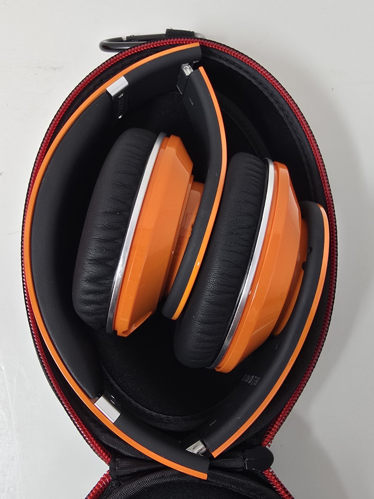 Beats Studio 1st Gen Wired Headphones, Orange, Beats by Dre, Excellent, Tested