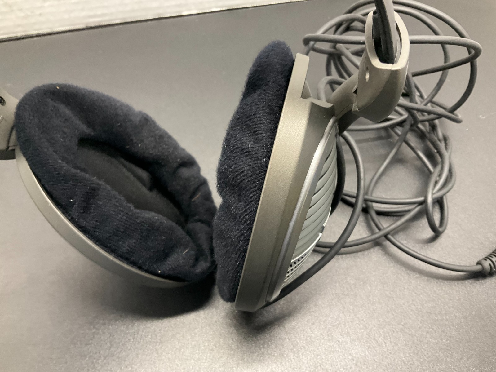 Sennheiser HD 518 Headband Headphones – Titan