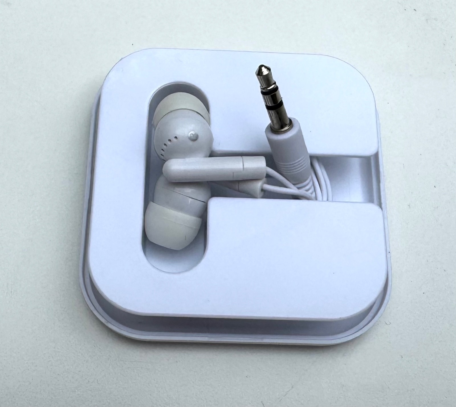 Unbranded 3.5 mm Earplug Earphones Wired Comfortable Safety Plugs Audio White