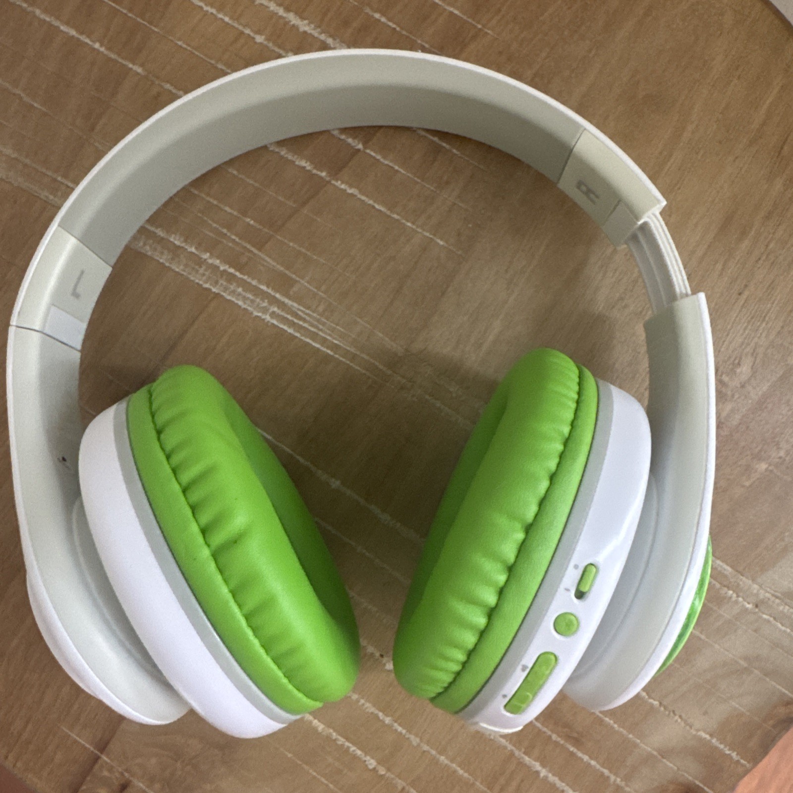 LeapFrog LeapPods Max Wireless Bluetooth Kids Over-Ear Headphones Green/White