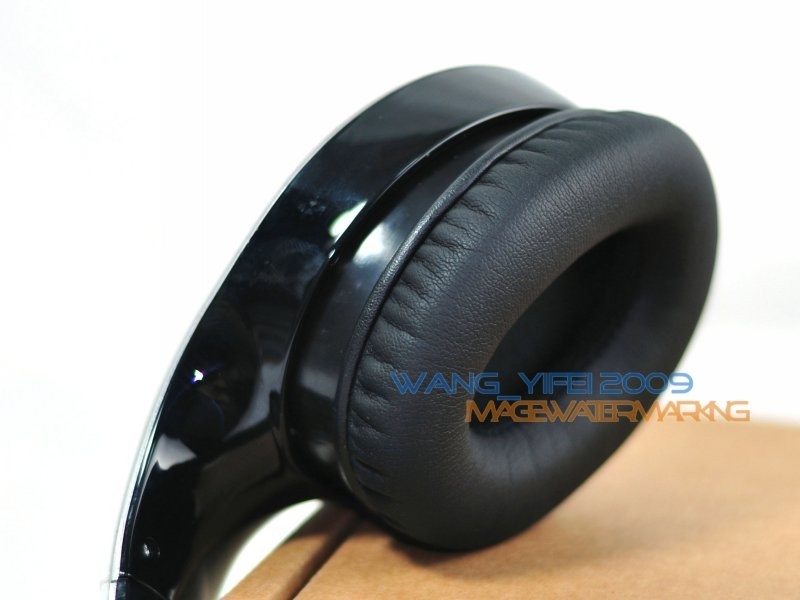 Replacement Cushion Ear Pads For SL300 Headphones Black White Gold Version
