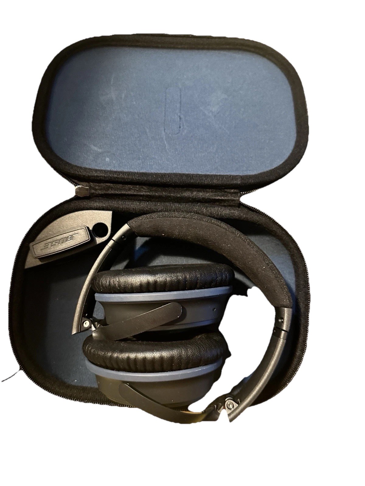 Bose QuietComfort QC25 Wired Noise Cancelling Headphones for Apple Devices
