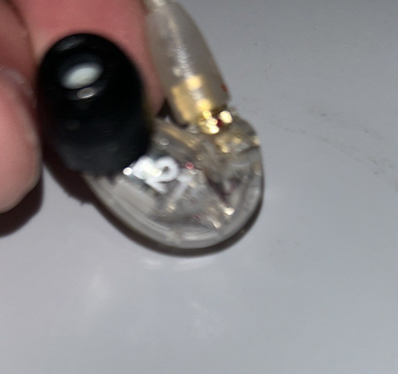 Shure SE215 Single Driver In-Ear Monitors Clear Tested And Cleaned.