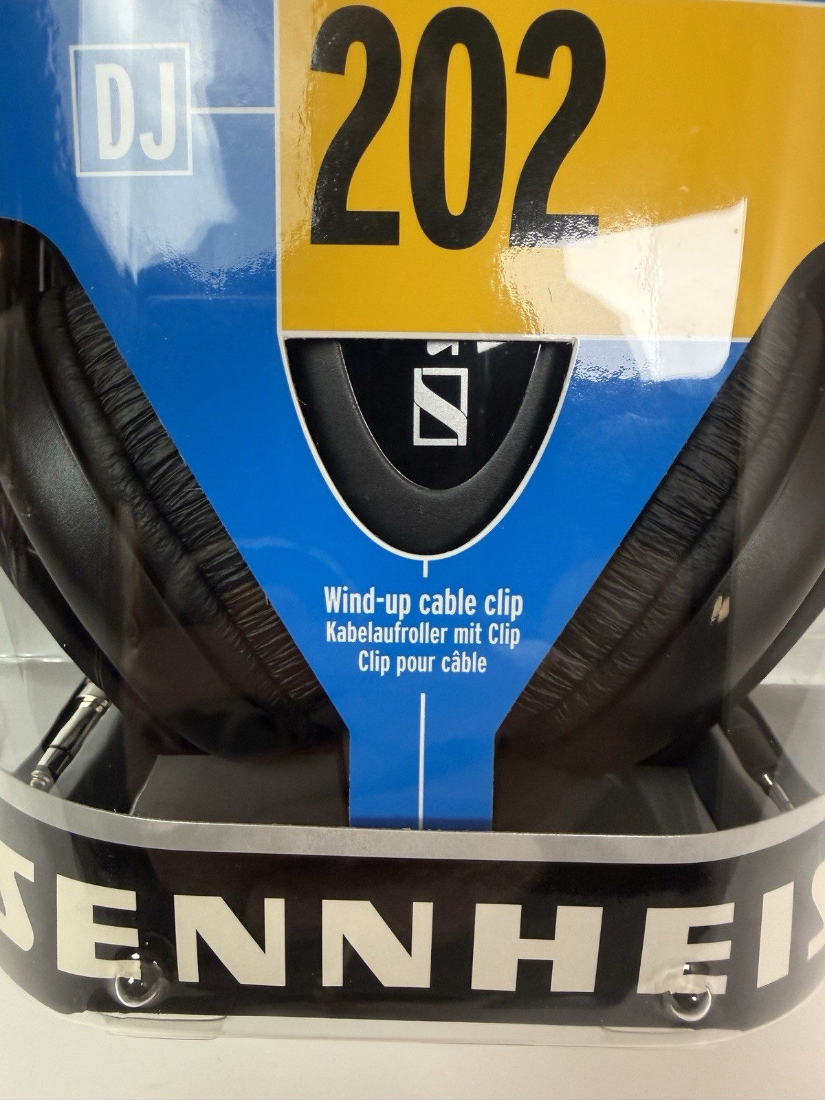 Sennheiser HD 202 DJ Headphones Powerful Sound/ Bass Response WiredOver the Ear