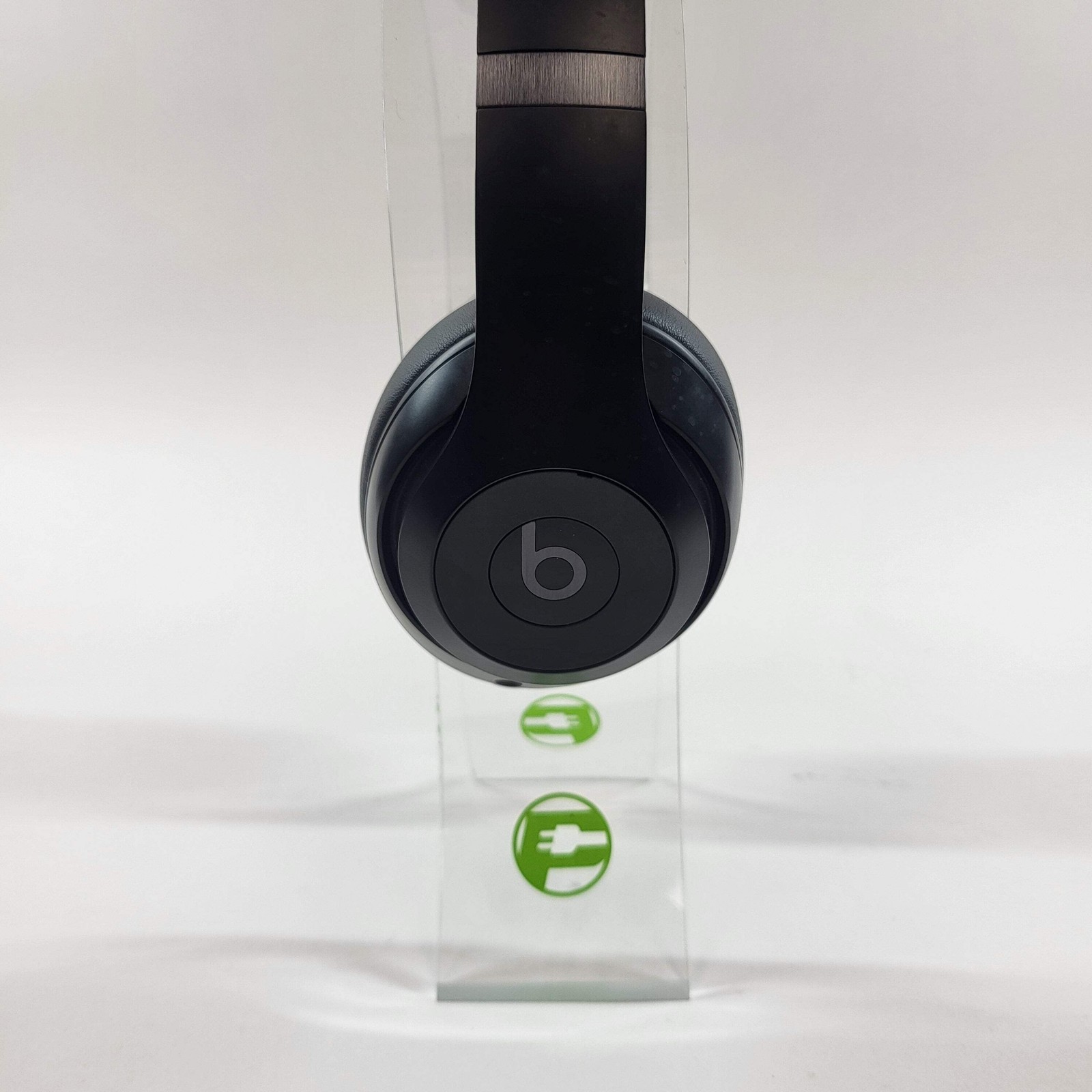 Beats Studio Pro Wireless Over-Ear Bluetooth Headphones Black A2924