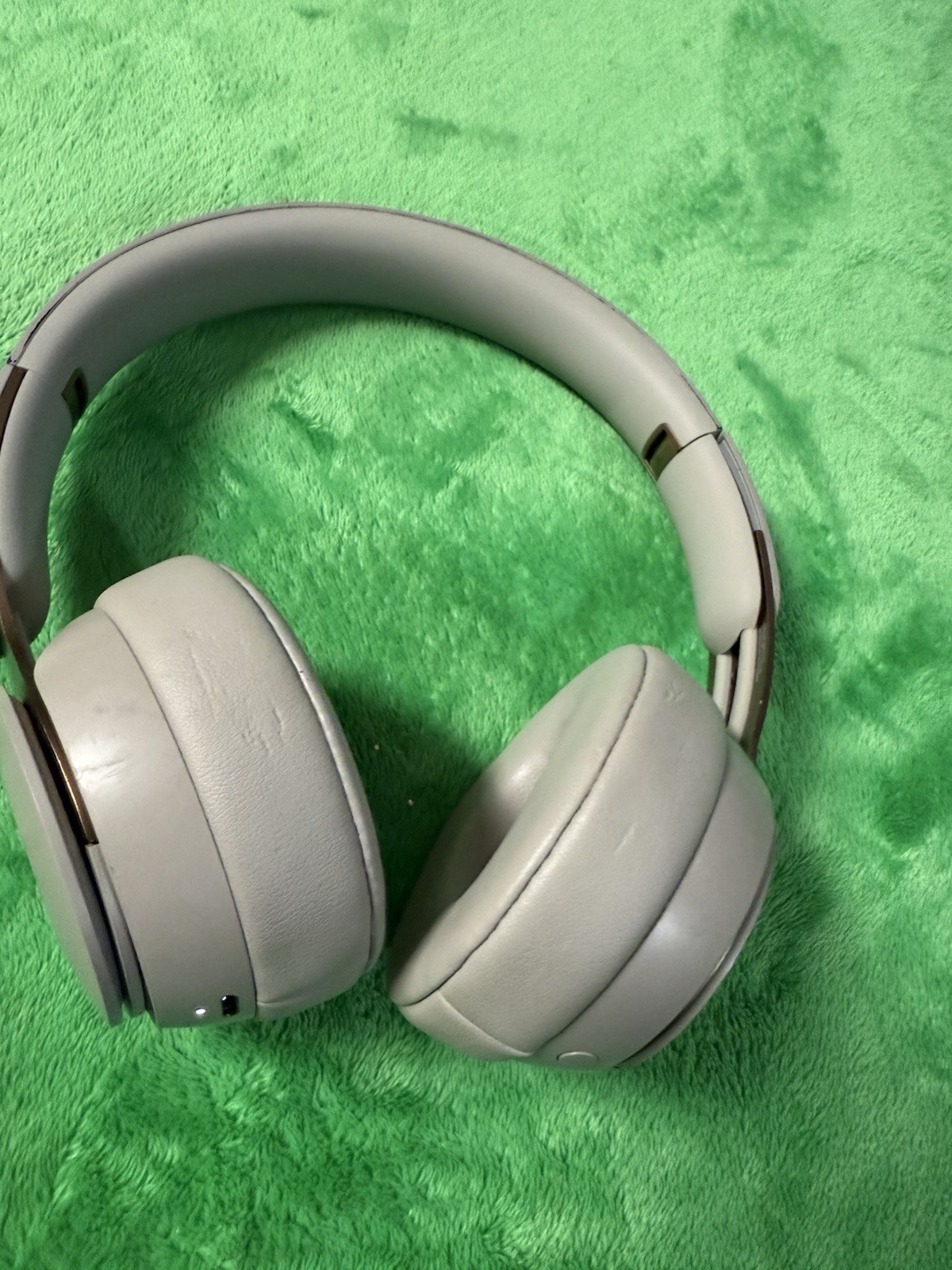 Beats Solo Pro Wireless Headphones A1881 Tested Working
