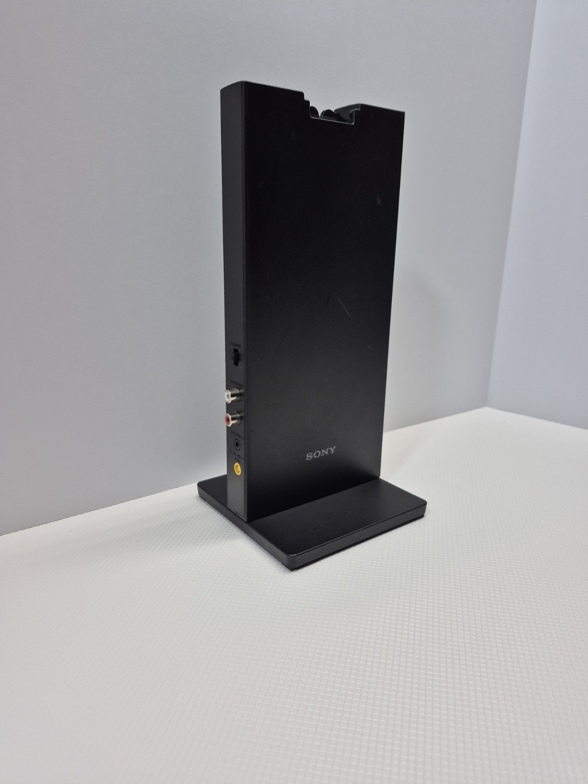 Sony TMR-RF985R Wireless RF Stereo Transmitter Base w/ AC Adapter Tested