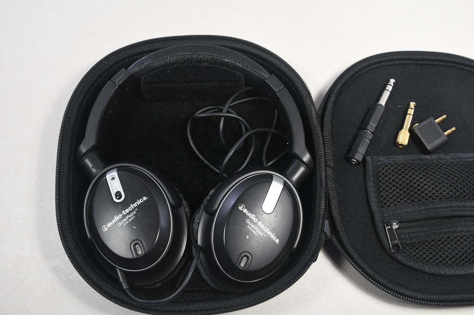 audio-technica QuietPoint ATH-ANC7b Noise Cancelling Headphones+Case Bundle