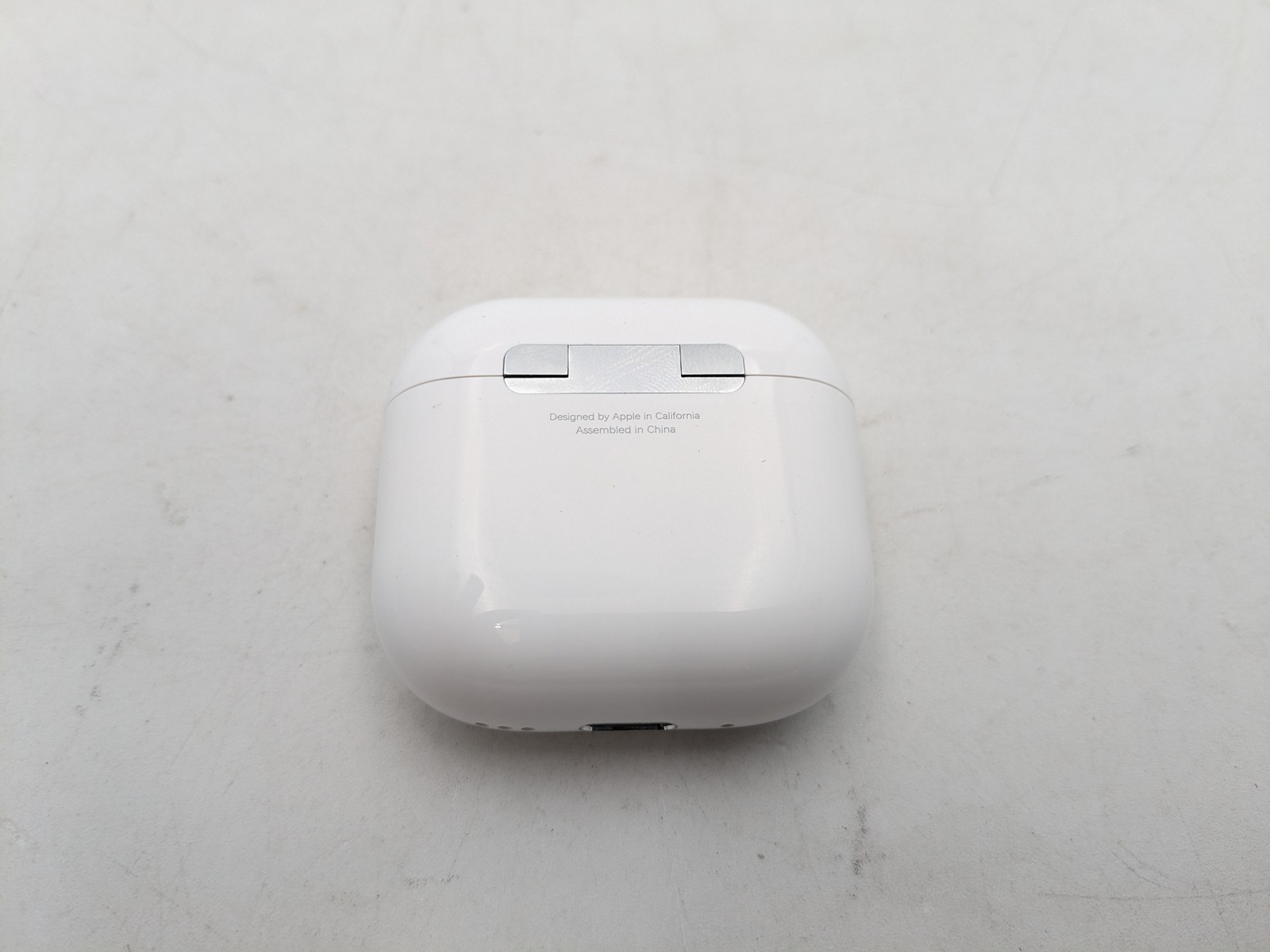 Apple AirPods 4 MXP93CH/A Earbuds W/ Charging Case Active Noise Cancellation