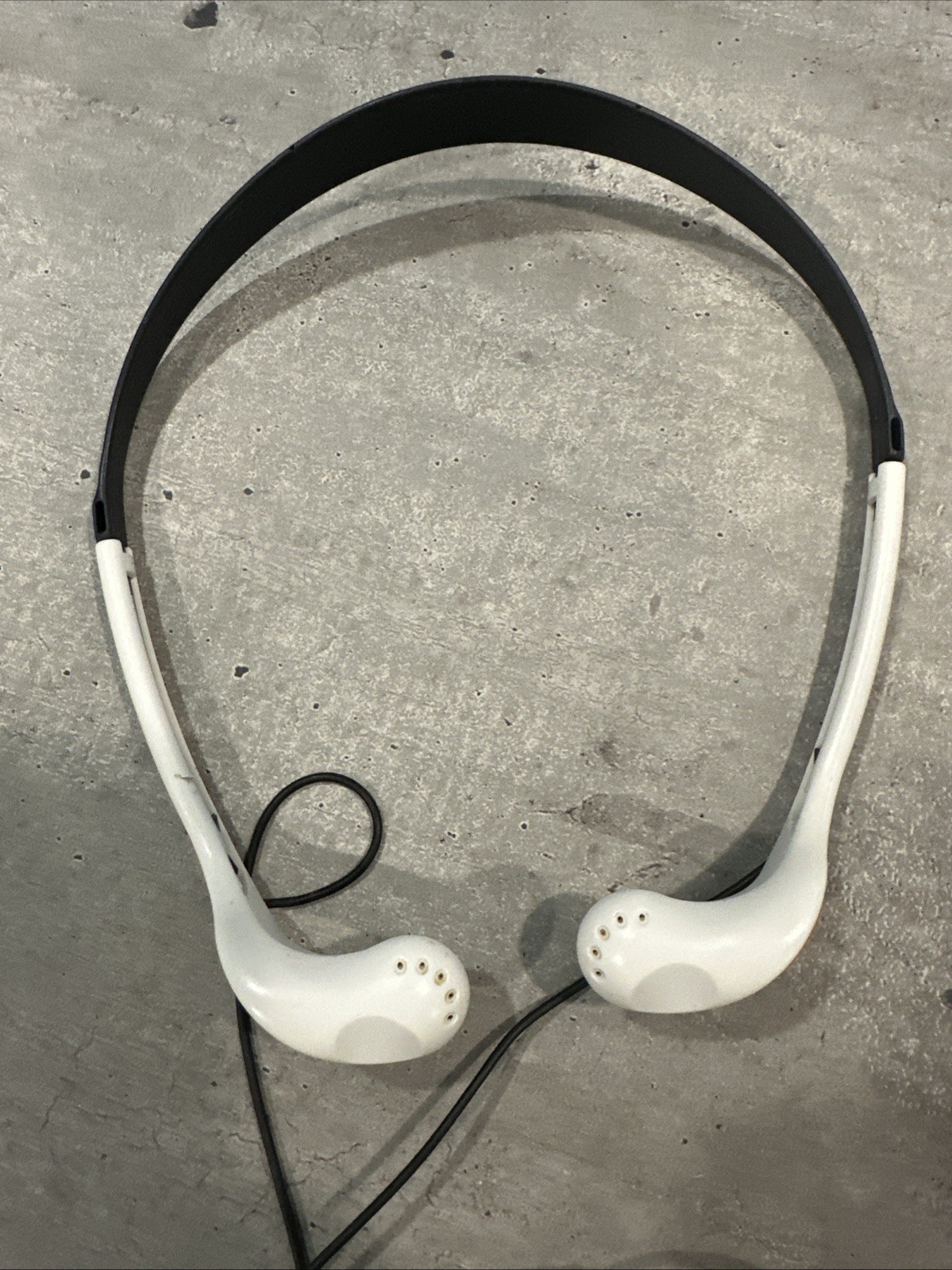 Sony Sports Walkman Headphones MDR-W014 White Orange In-Ear 3.5mm Jack WORKS