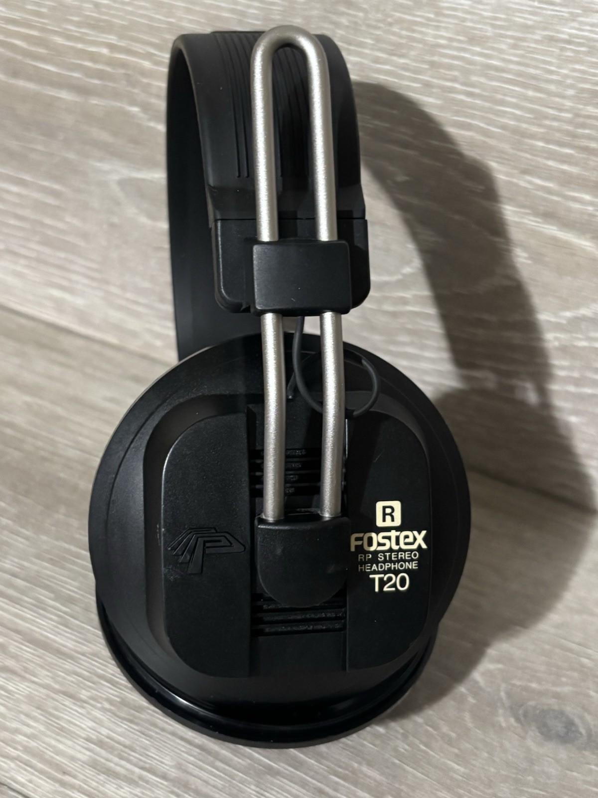 Fostex T20 Professional Studio Headphones WORKING – (NEED EAR-PADS AND WIRE)