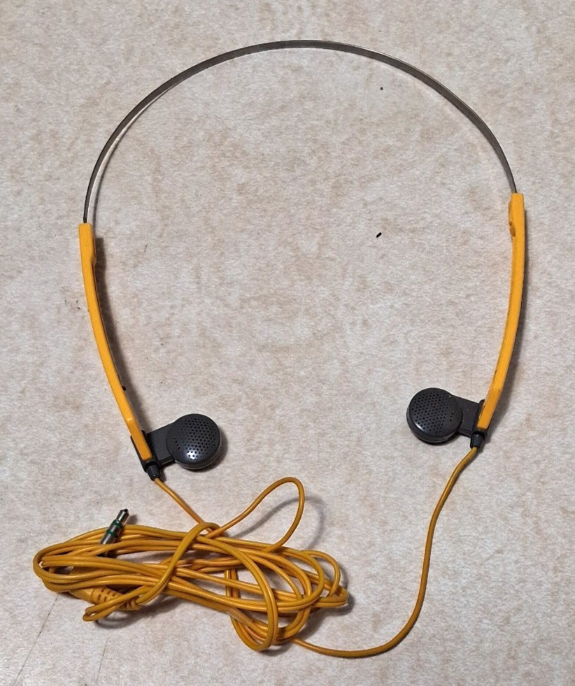 SONY – MDR-W10 – Vintage – Dynamic Sports Headphones – Yellow – Wired – Tested