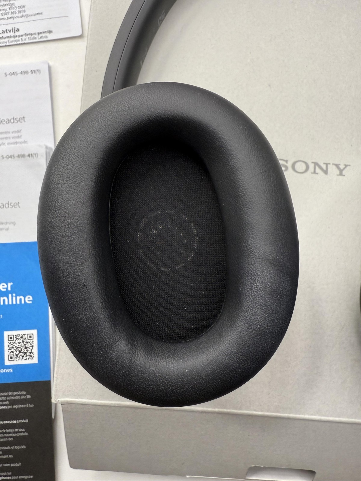 Sony WH-CH720N Wireless Noise Cancelling Headphones Black Bluetooth Over-Ear ANC