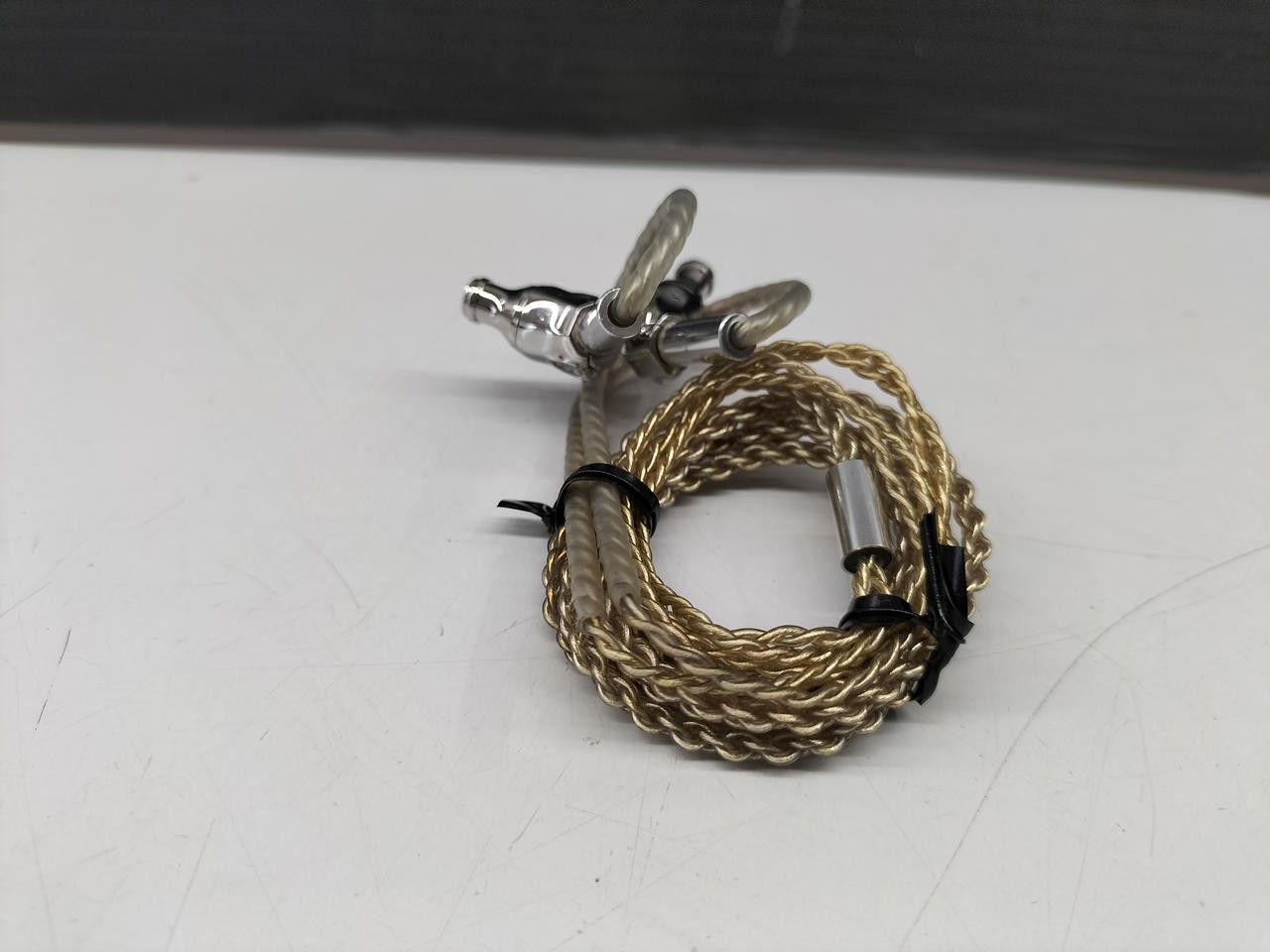 CAMPFIRE AUDIO COMET Earphones BA Re-Cableable MMCX Case & Eartips