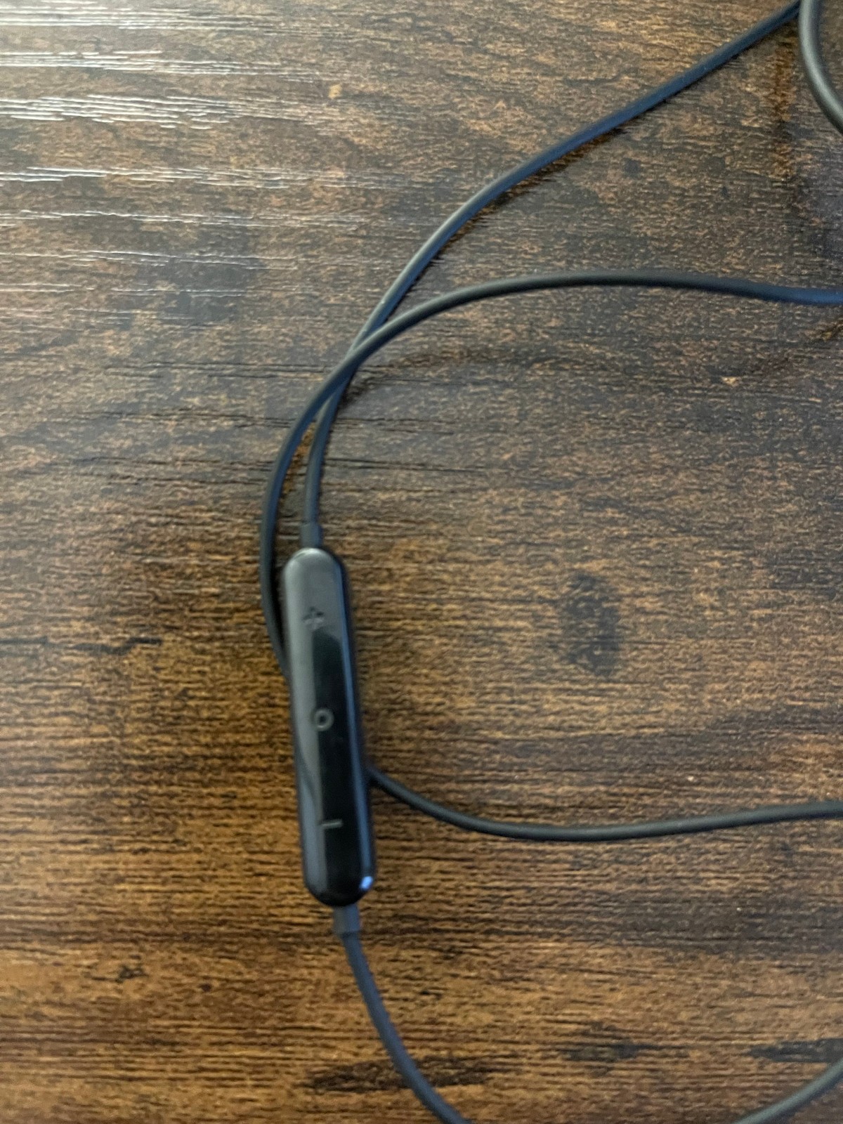 Unbranded Black and Silver In-Ear Earbud Headphones with USB-C Port