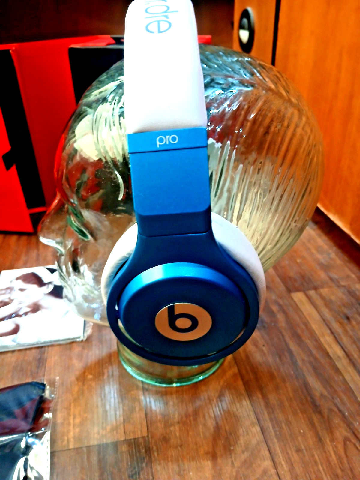 Discontinued Beats Pro by Dr. Dre ” Royal Blue ” Studio Headphones (Very Rare)