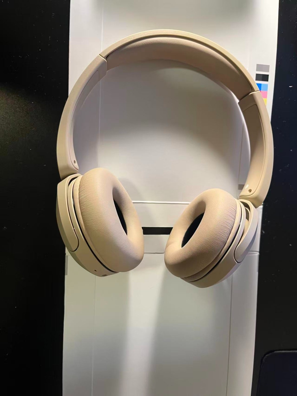Sony WH-CH520 Over Ear Wireless Bluetooth Headphones WHCH520 – BEIGE