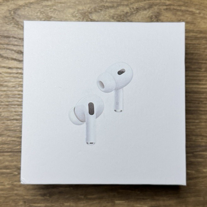 Apple AirPods Pro 2nd Gen White Bluetooth Earbuds w/ MagSafe USB-C Case
