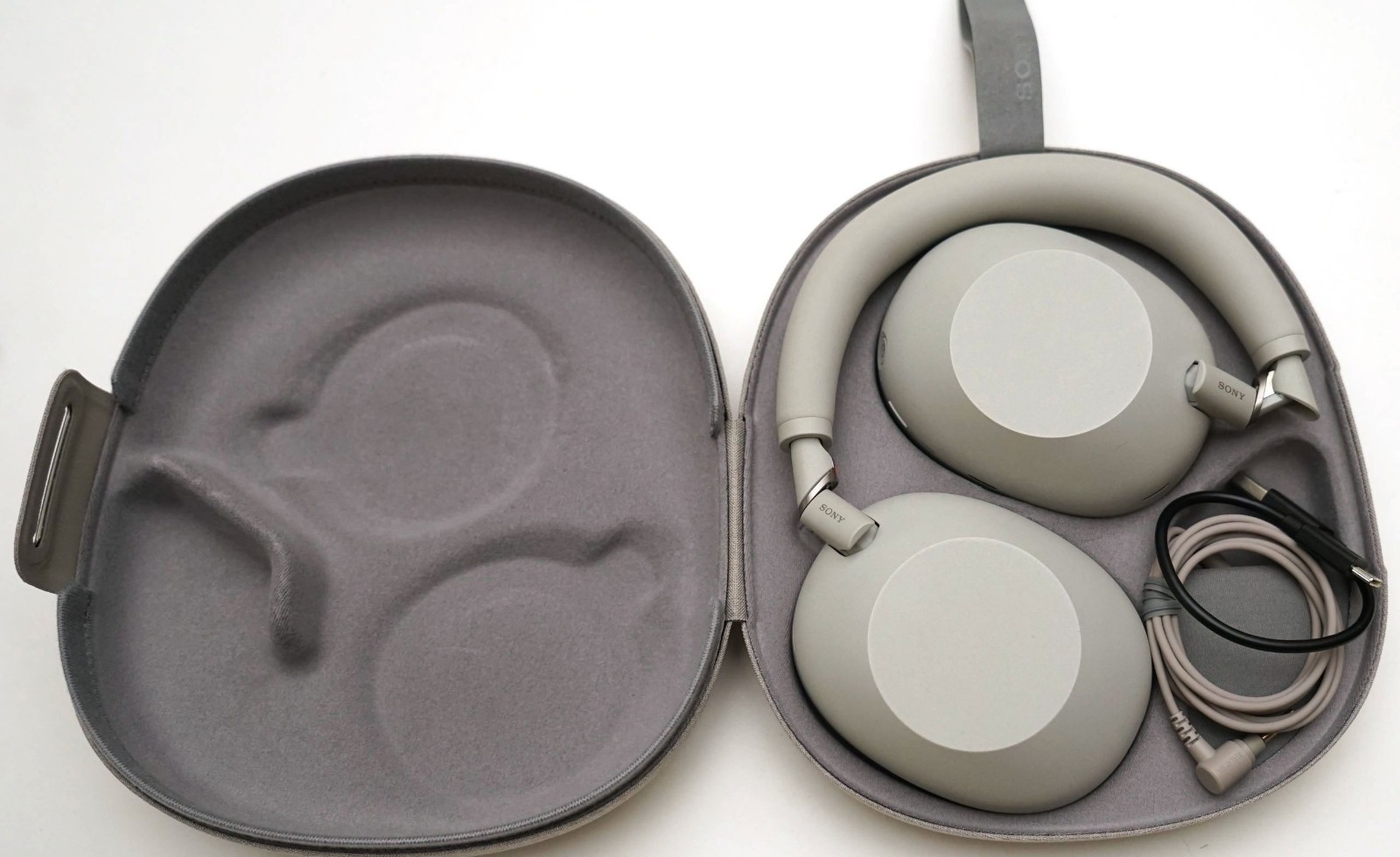 Sony WH-1000XM6/S Headphones Wireless Noise Canceling Silver/Beige