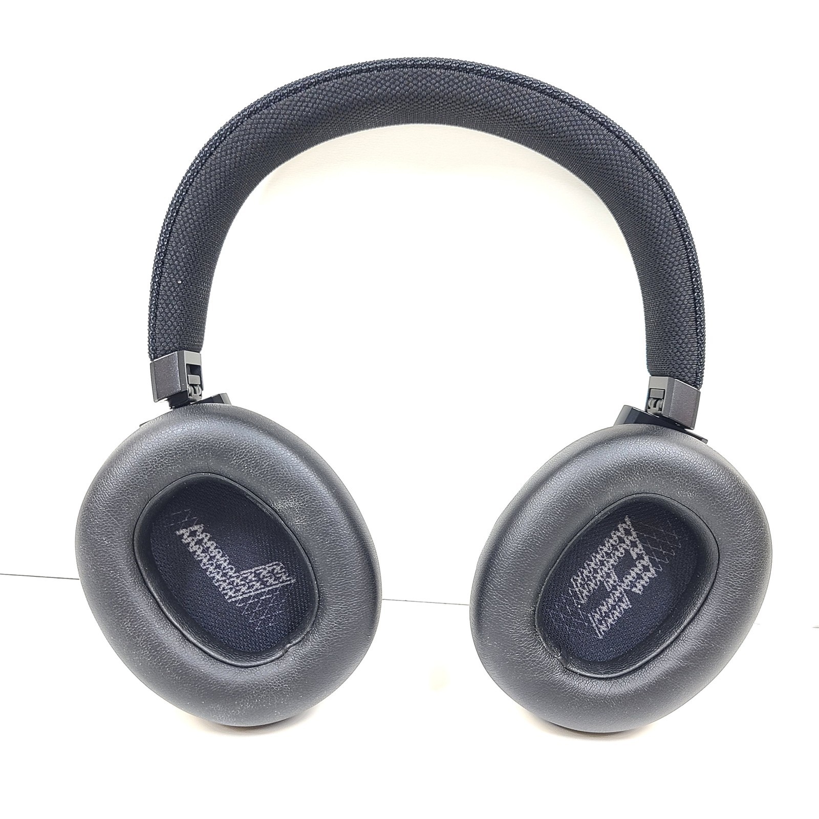 JBL Live 660NC Noise Cancelling Over-Ear Headphones Black Grade A