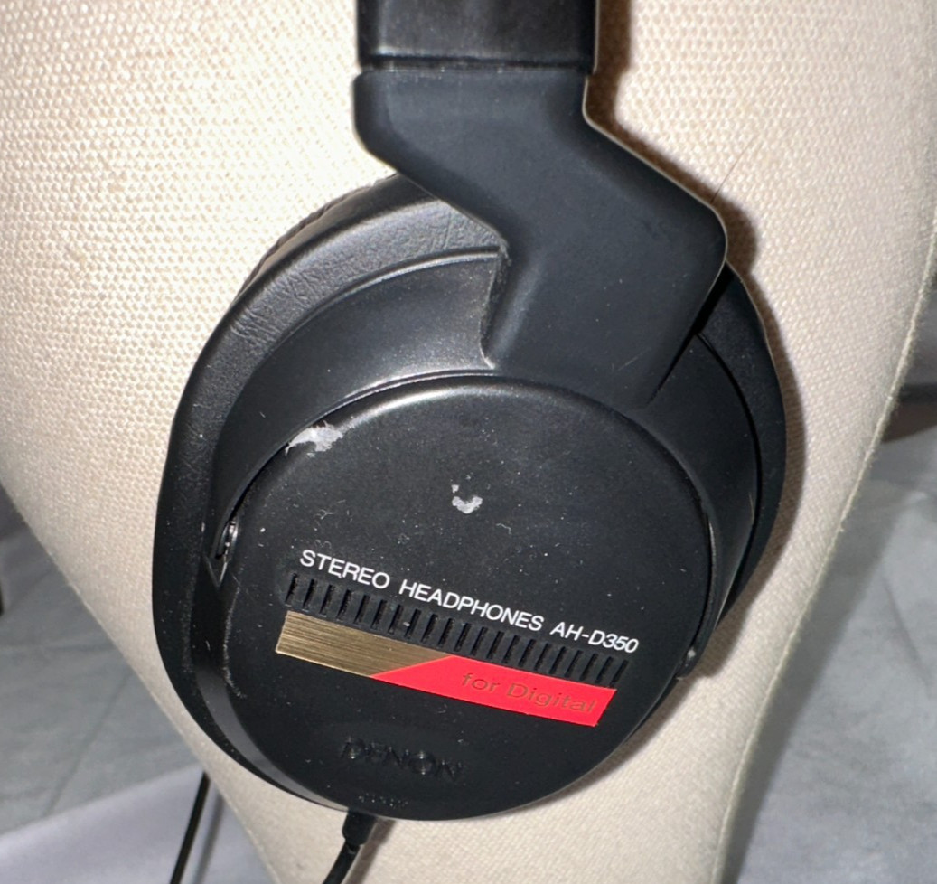 Denon AH-D350 Over Ear Headphones Wired Digital used/works (READ DESC)