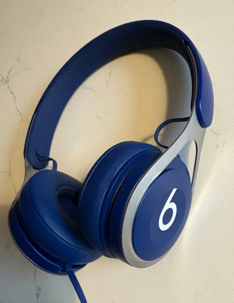Dr Dre Beats EP Wired On Ear Headphones Battery-Free, -Blue