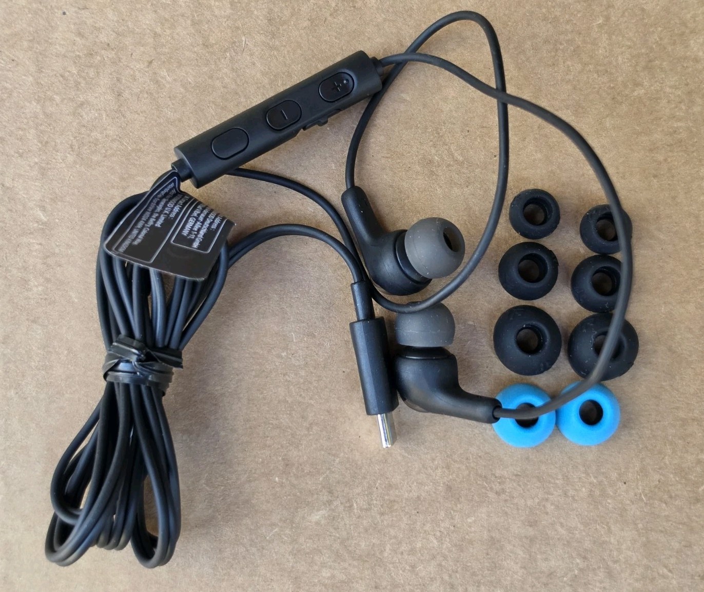 3x GUMY HA-FR9UC-B Wired In-Ear Headphones with Mic USB Type-C Black