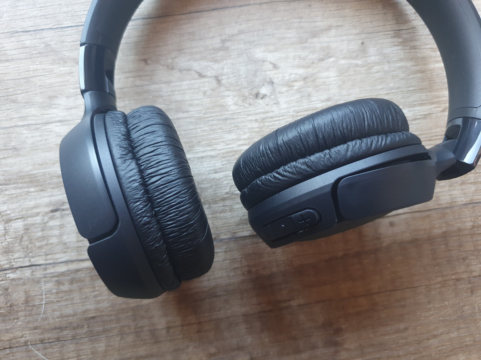 JBL TUNE 520BT Headphones Jack/Bluetooth