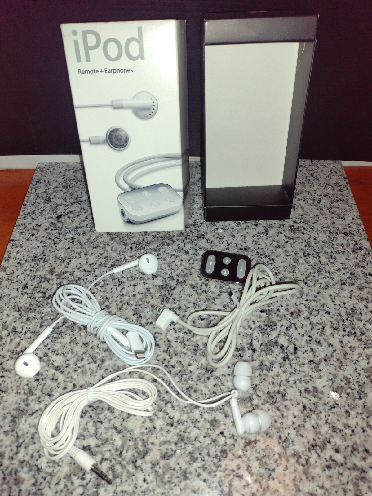 Apple iPod Remote & 2 Pair of Earphones w/Different Style Corded Jacks M9128G/A