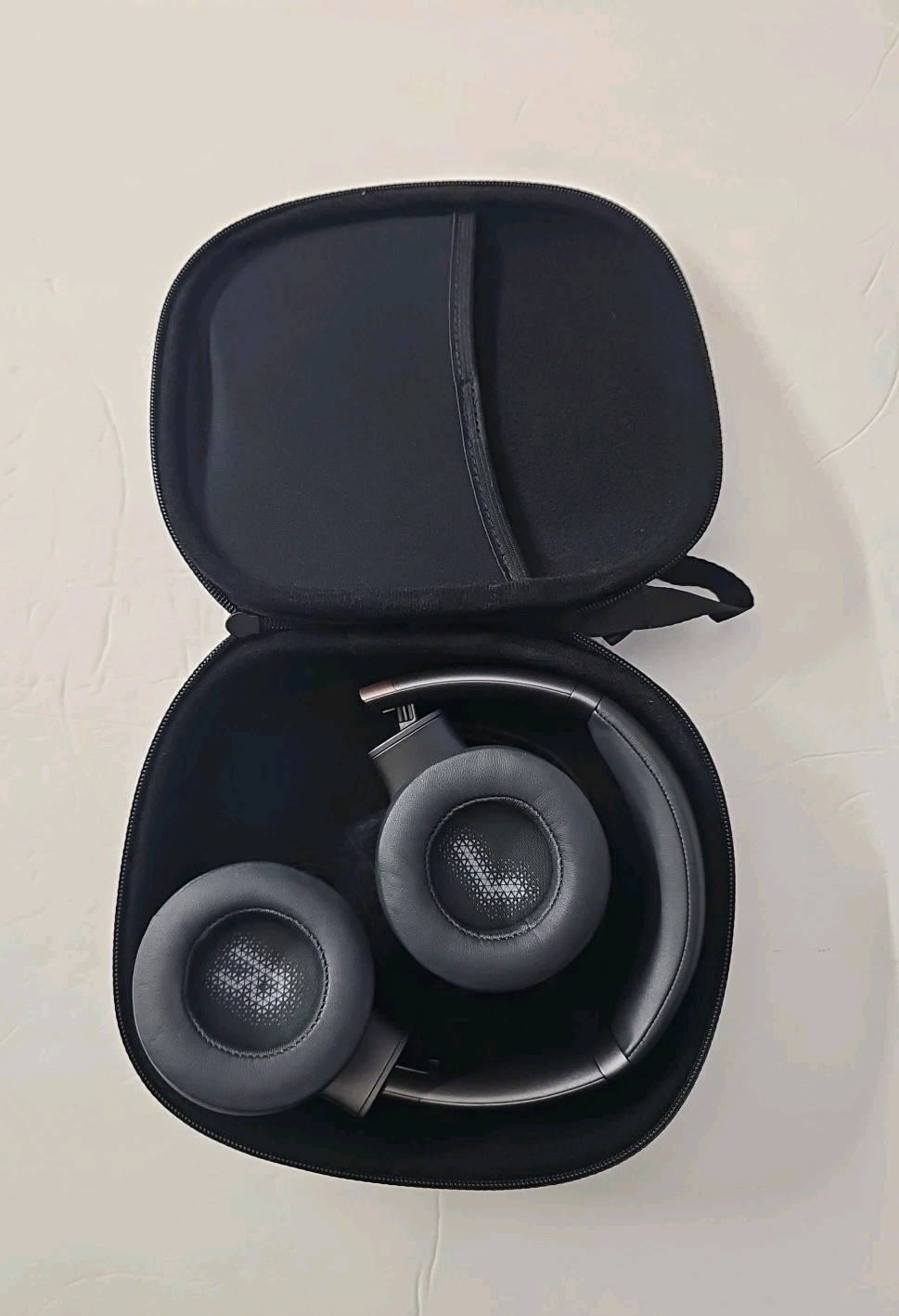 JBL Everest 310ga Wireless Headphones Grey/Black W/ Black Case, Google Assistant