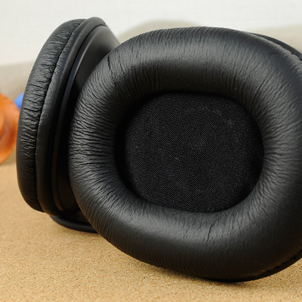SONY MDR-CD900ST Studio Monitor Stereo Headphones For Professionals New