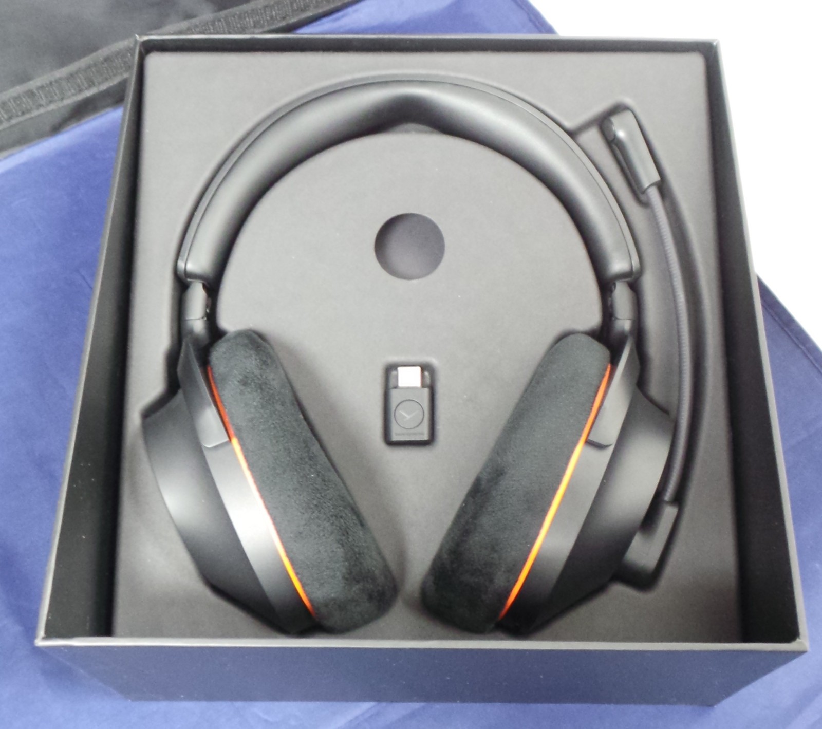 Beyerdynamic MMX 230 Wireless Gaming Headset Noise Cancelling Velour Earpads NEW