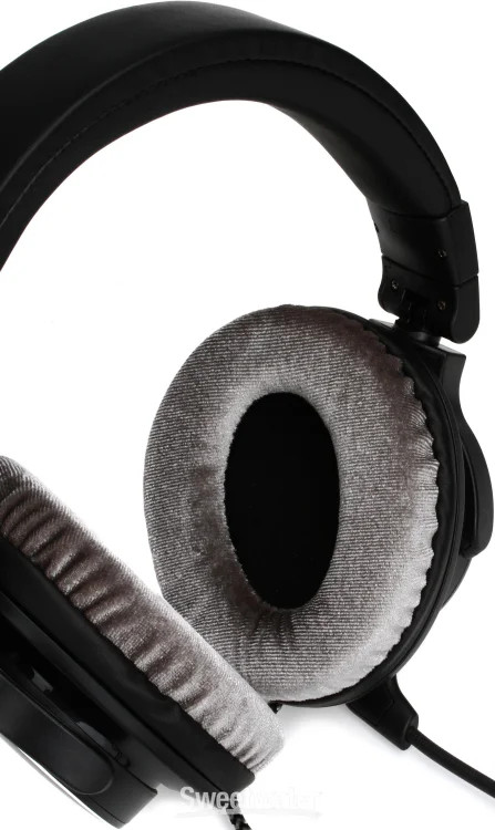 Behringer BH470U Premium Stereo Headset with Detachable Microphone and USB Cable
