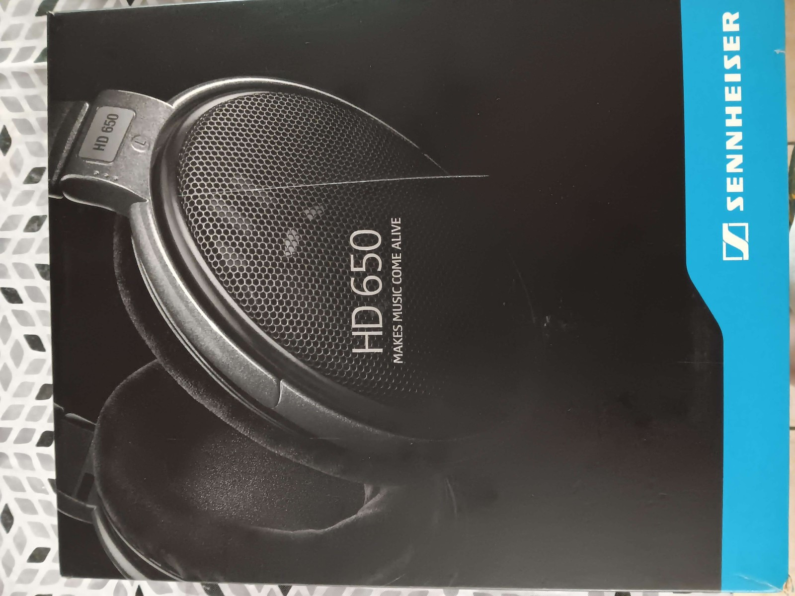 Sennheiser HD 650 Over Ear Headphones – Gray/Black