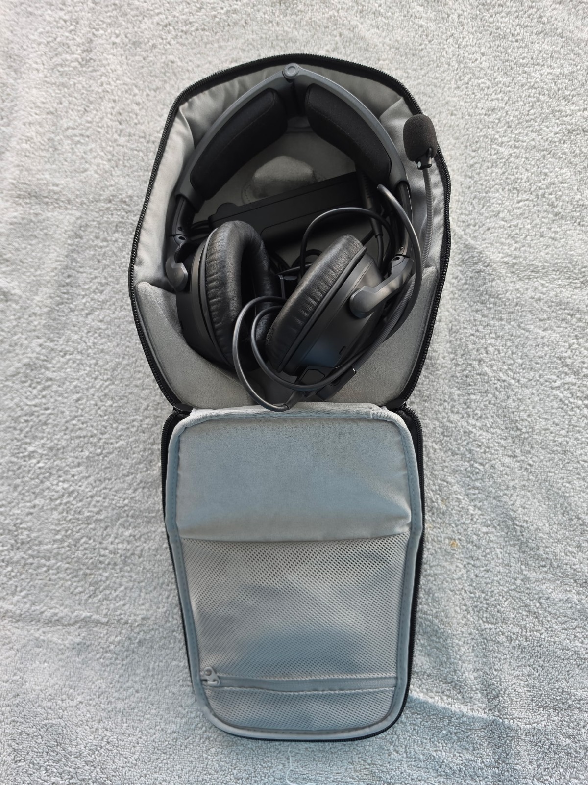 Bose A30 Aviation Headset – Noise Cancelling, Over the Ear, Bluetooth