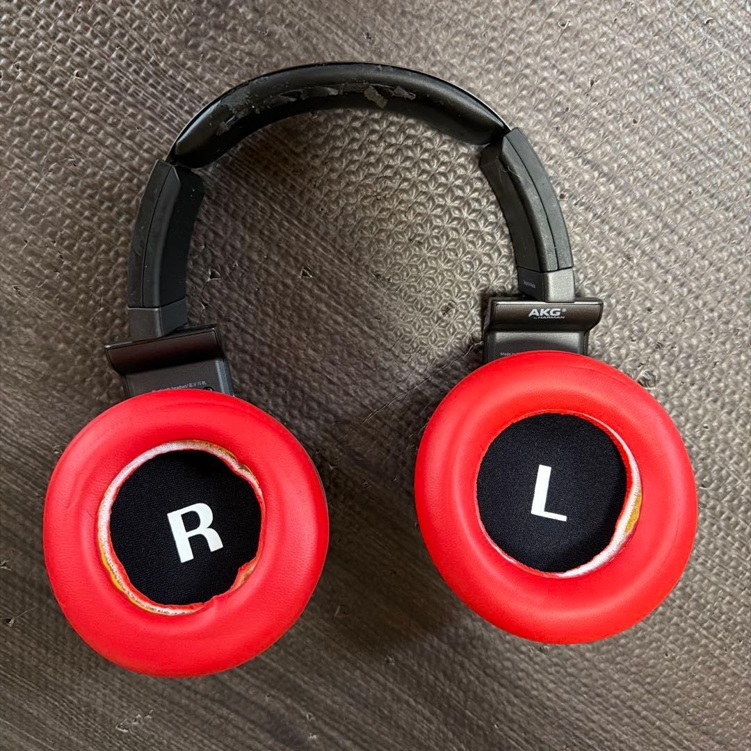Persona 5 Futaba Sakura AKG K845BT Wireless Headphones