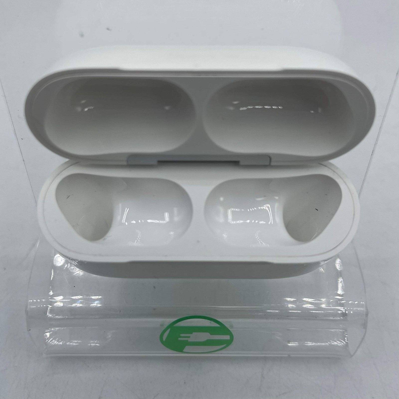 Apple AirPods Pro 3rd Gen with MagSafe Charging Case A3122