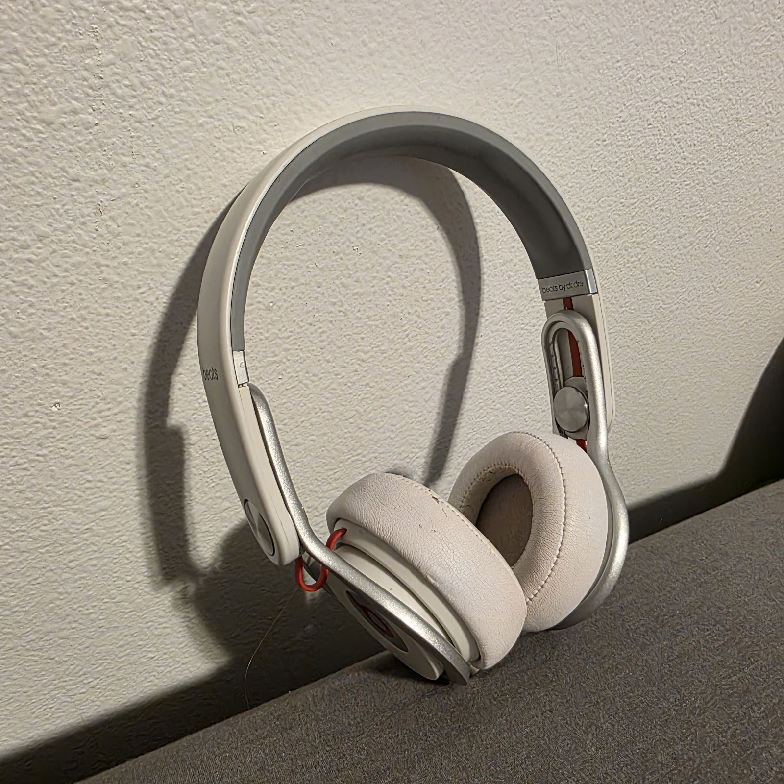 DISCONTINUED/ Beats Pro by Dr. Dre Headphones Red White And Silver Used