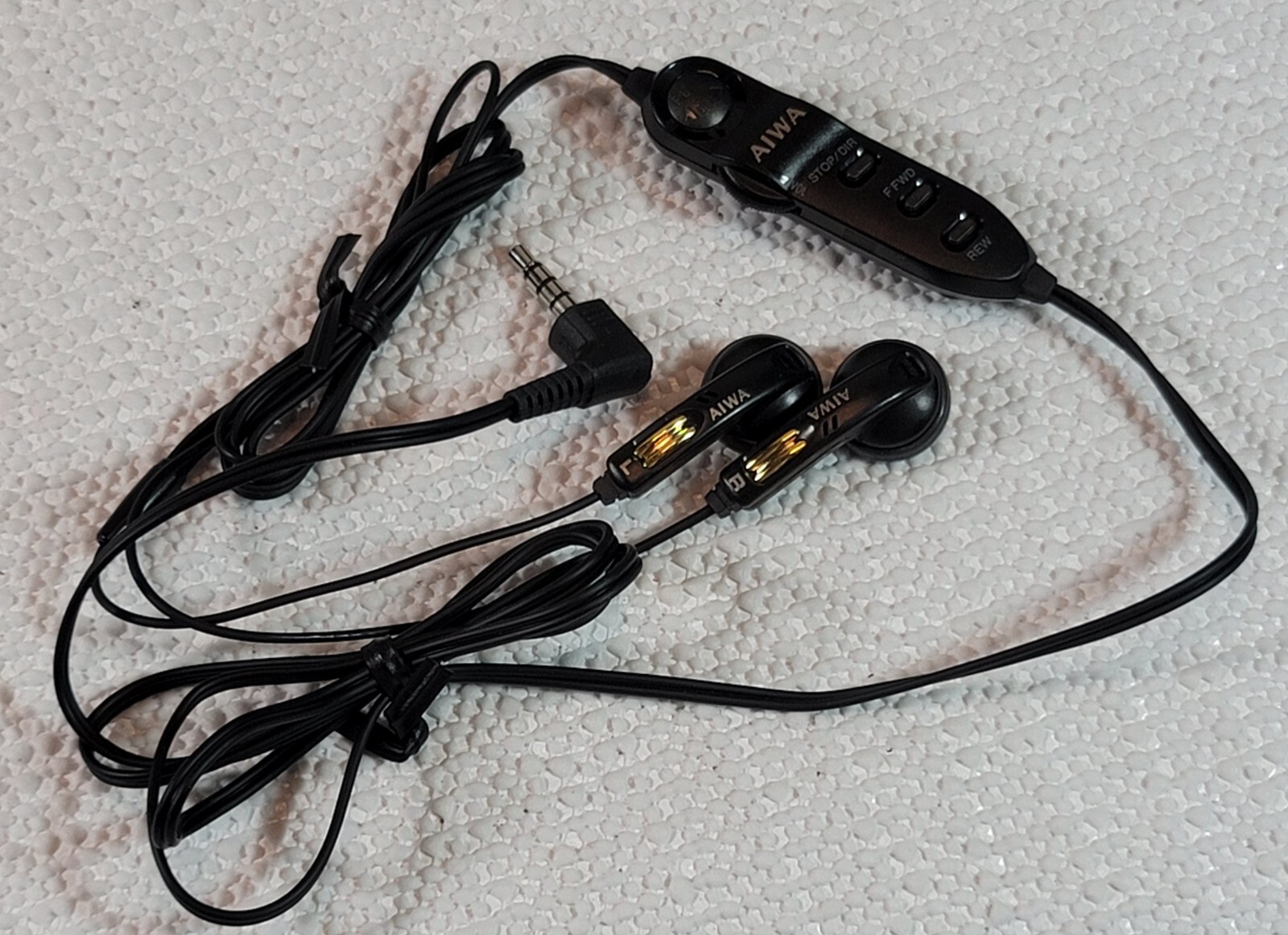 Brand new remote controller AIWA HP- V14 Stereo Headphones
